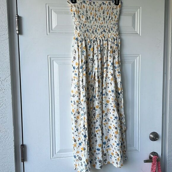 Shore Tube Top Dress - Beautiful Floral Pattern - Size Small - Stretch - Picture 1 of 4